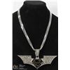 Image 1 : RHINESTONE SUPERMAN SYMBOL WITH WINGS PENDANT