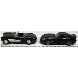BOX W/1957 BLACK CORVETTE SCALE - 1:18