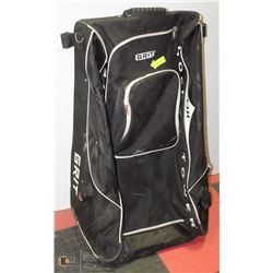 GRIT HT1 HOCKEY TOWER ROLLING HOCKEY BAG