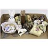 Image 1 : FLAT OF ASSORTED BEARS, BUNNIES & CAT DECORATIONS