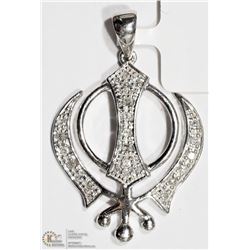#36 -10K WHITE GOLD DIAMOND VINTAGE STYLE PENDANT