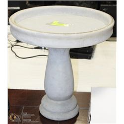 CONCRETE BIRDBATH 15"X15'