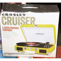 NEW CROSLEY CRUISER 3SPEED PORTABLE TURNTABLE