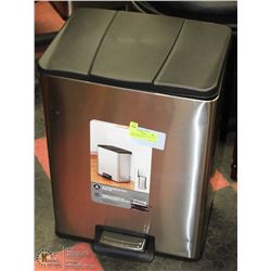 HOMETRENDS 40 LITRE STAINLESS STEEL PEDAL BIN