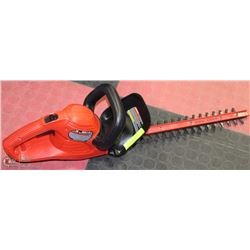 BLACK & DECKER ELECTRIC 18" HEDGE TRIMMER