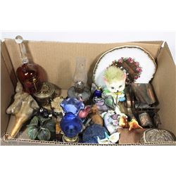 ESTATE BOX OF ASSORTED FIGURINES AND ORNAMENTS