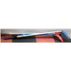 Image 1 : LOT OF 4 HOCKEY STICKS INCL FLOOR HOCKEY