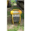 Image 1 : Dewalt 200 PSI Compressor