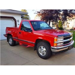 1995 CHEVY STEPSIDE 4X4 1 OWNER BOUGHT NEW IN RED DEER