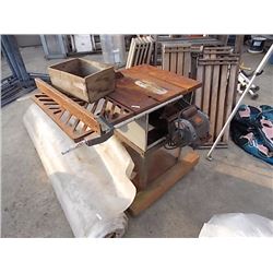 TABLE SAW