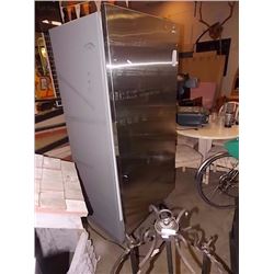 FRIDGE - ELECTROLUX - ALL  - STAINLESSS STEEL - NEEDS TOP HINGE