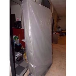 TWIN SIZE X-L BOX SPRING