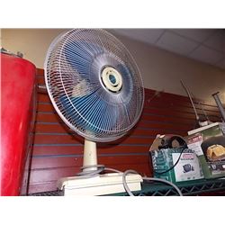 TABLE FAN