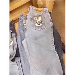 NEW JEANS - SIZE 32