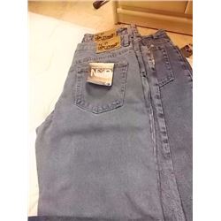 NEW JEANS - SIZE 32