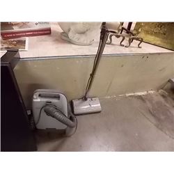 VACUMN WITH POWER HEAD