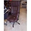 Image 1 : EXECUTIVE OFFICE CHAIR - SOME ARM WEAR