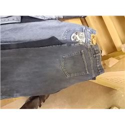 NEW JEANS - SIZE 32