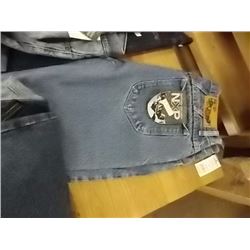 NEW JEANS - SIZE 32