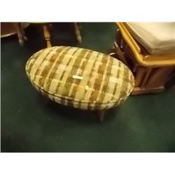 RETRO FOOT STOOL
