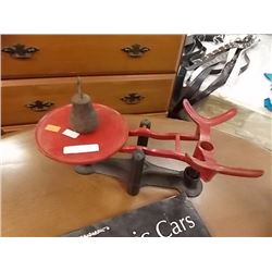 VINTAGE SCALE & WEIGHTS