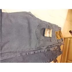 NEW JEANS - SIZE 32