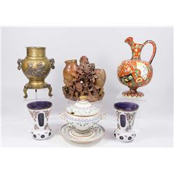 Lot Decorative Items