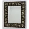 Image 3 : 2 Mirrors, Tapestry, & Sconce