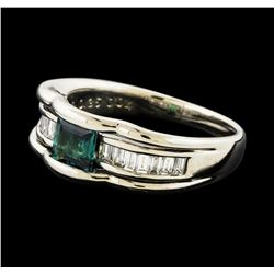 0.04 ctw Alexandrite and Diamond Ring - Platinum