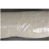 Image 2 : BRAND NEW 5X7 AREA CARPET