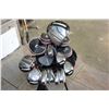 Image 2 : TOMMY ARMOUR ROYAL SCOTT COMPLETE GOLF CLUB SET IN BAG