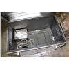 Image 2 : METAL TOOL BOX