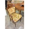 Image 2 : OAK FINISH DINING TABLE WITH TWO LEAFS AND FOUR CHAIRS