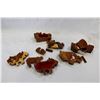 Image 3 : 3 WOOD PUZZLE BOXES AND COLLECTABLE COIN