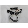 Image 1 : FOUR PAIR OF FOSTER GRANT SUNGLASSES