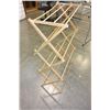Image 2 : FOLIDNG WOOD BLANKET RACK