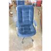 Image 1 : BLUE OFFICE ARMCHAIR