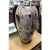 Image 1 : LARGE HAND DECORATED ITALIAN POTTERY VASE