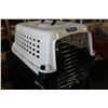 Image 1 : PETMATE HARDCOVER SMALL ANIMAL CARRIER