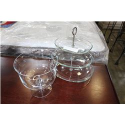 CLEAR GLASS TRIFLE DISH BOWL AND THREE TIER GLASS CAKE SERVER