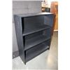 Image 1 : SMALL BLACK BOOKSHELF