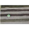 Image 2 : NEW 5 X 8 WOOL AREA CARPET RETAIL $299