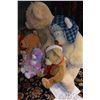 Image 2 : LARGE BAG OF STUFFED ANIMALS