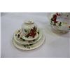 Image 2 : ROYAL ALBERT POINSETTA TEASET