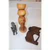 Image 1 : THREE WOOD FIGURES