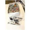 Image 1 : 12 RYDERS MISC. SUNGLASSES RETAIL $19-$36 EACH