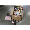 Image 1 : LARGE BOX OF RIBBON