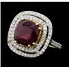 Image 2 : 14KT Yellow Gold 8.27ct Ruby and Diamond Ring