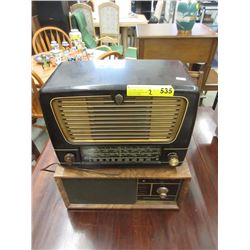 Vintage Bakelite Shortwave Radio & Amgard