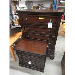 New 5 Drawer Dresser & Beside Table.